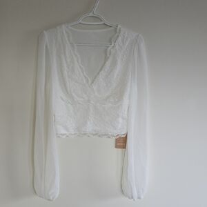 Elegant White Lace Crop Top, Strechy.